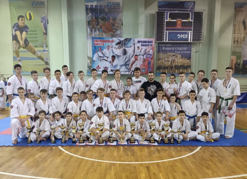 Юные каратисты из Подольска завоевали призовые места на первенстве и чемпионате ЦФО по кёкусинкай 